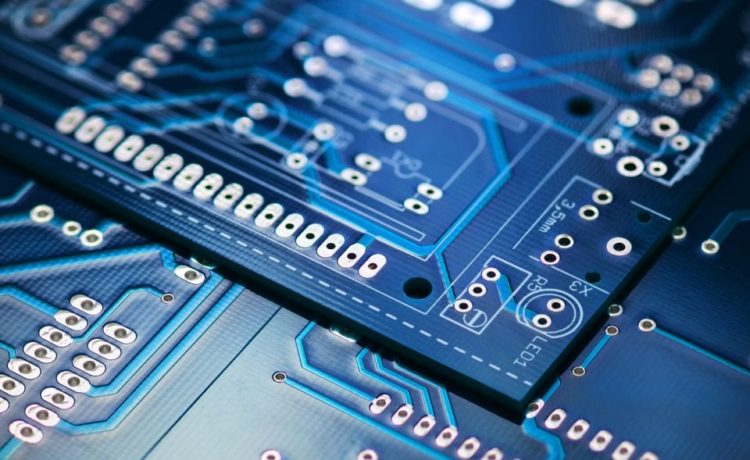 The Advantages Of Using A Printed Circuit Board (PCB)